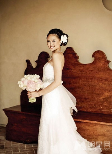 李小鹏奢华婚纱照才子佳人喜结良缘_图-9