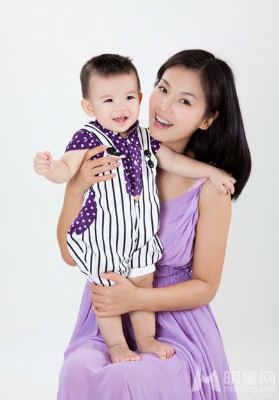 刘涛私生活居家照可爱儿女卖萌温馨动人_图-7