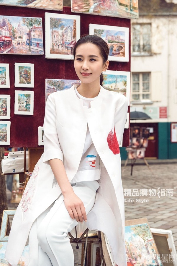 刘诗诗盛夏浪漫写真迷人姿态尽展温润柔和_图-4