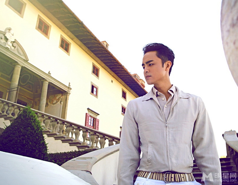 明道帅气街头写真尽显男人魅力_图-5