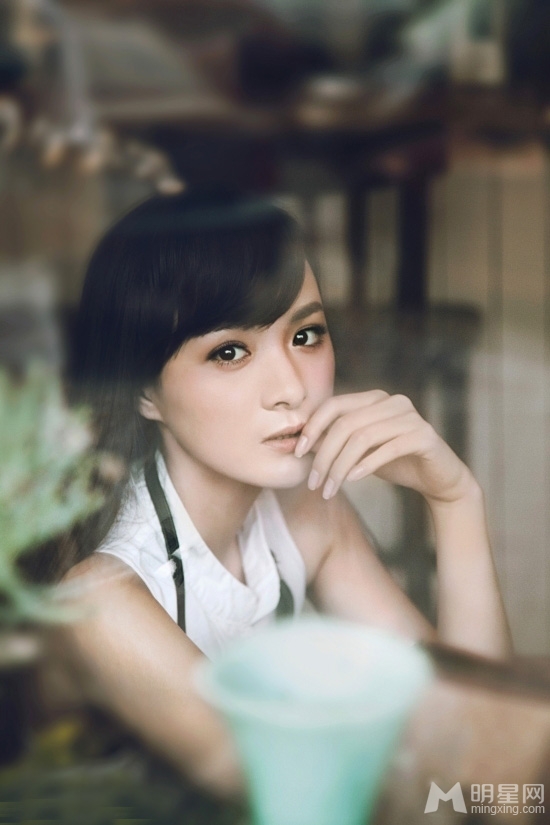 校花李依伊最新写真曝光清纯可人_图-7