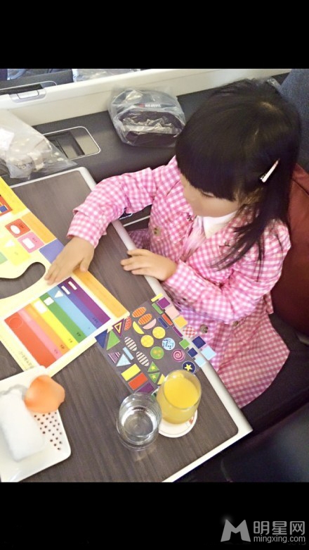 王诗龄纽约行小甜妞变身小女王萌翻全场_图-11