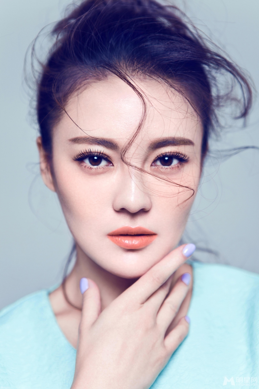 樊蕊最新气质大片尽显清爽纯美_图-2