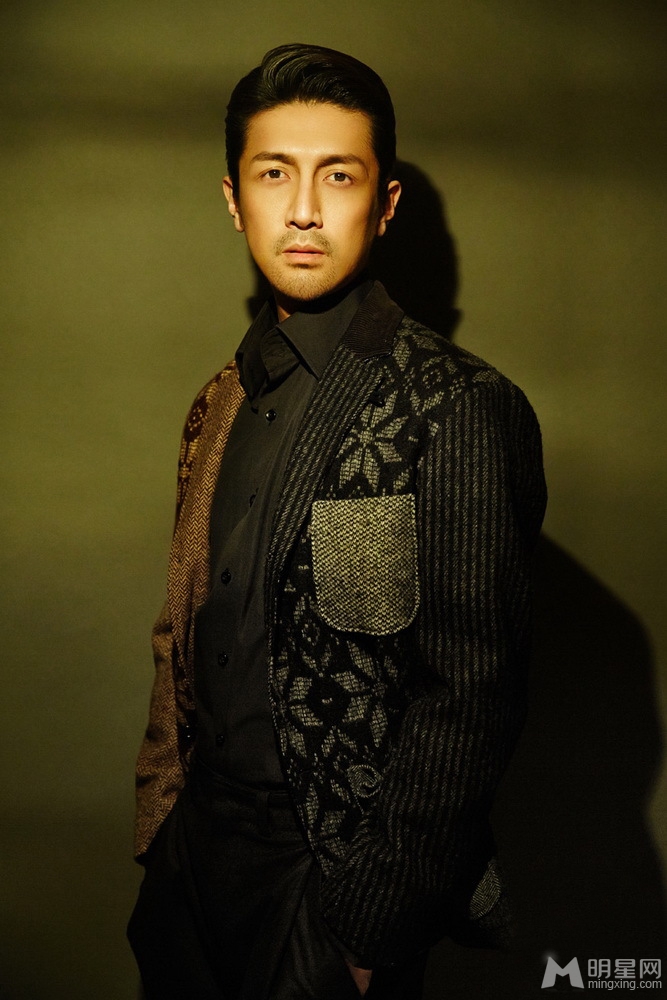 张鲁一型男写真曝光忧郁眼神彰显男人魅力_图-6