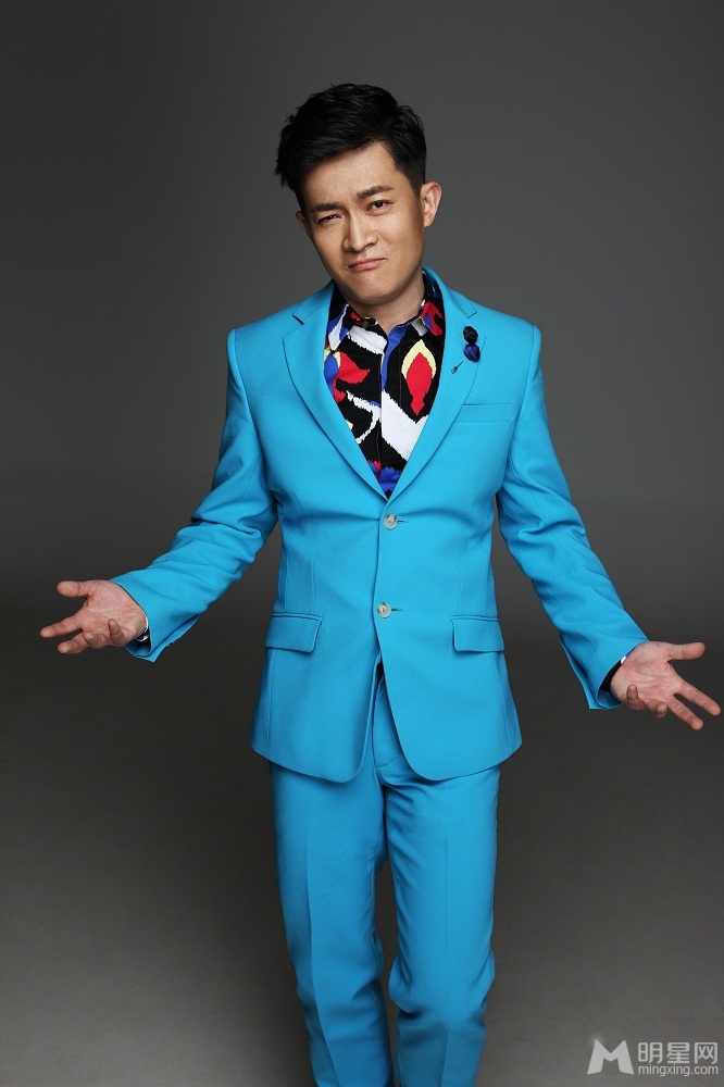 杨志刚最新时尚写真表情多多显逗趣_图-5