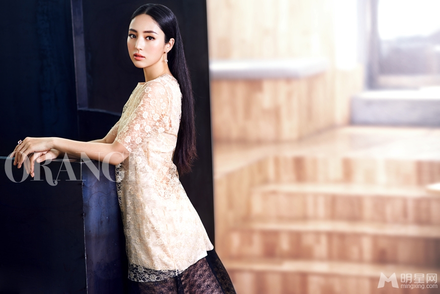 董璇熟女写真曝光展现优雅女人味_图-5