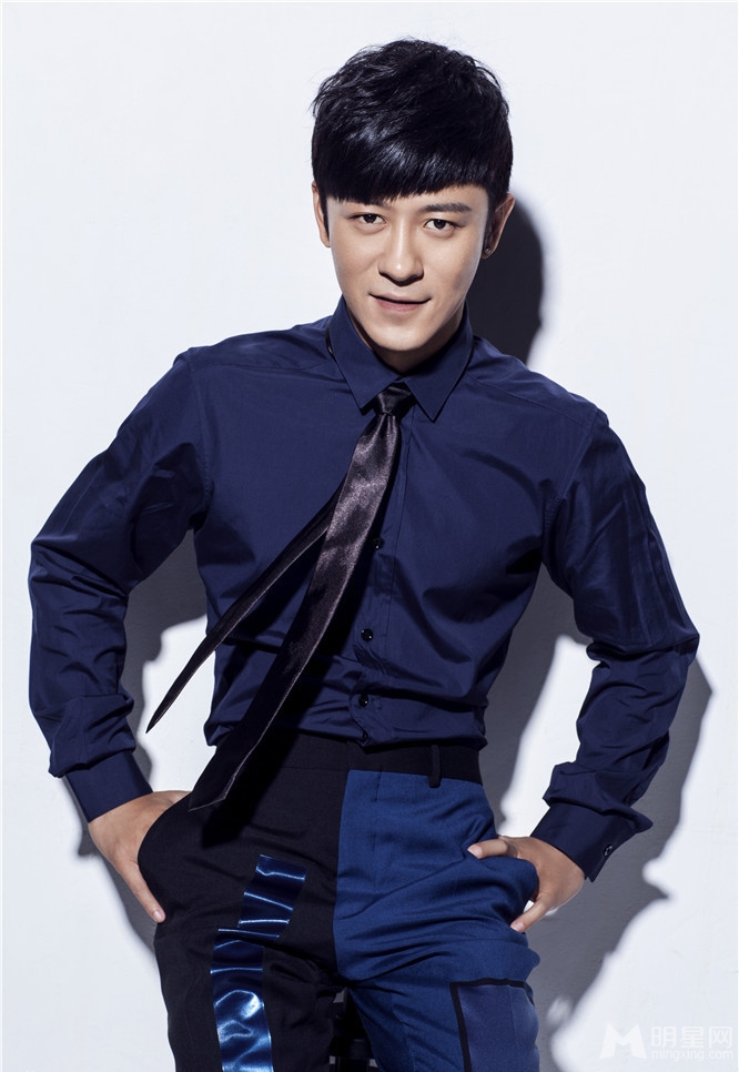 林申最新型男写真表情魅惑电力十足_图-2