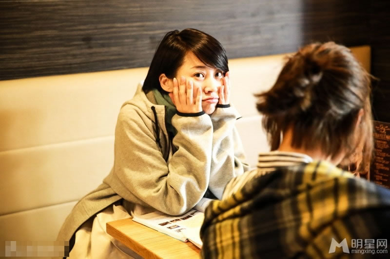 花儿与少年曝花絮照许晴当导游嘟嘴卖萌