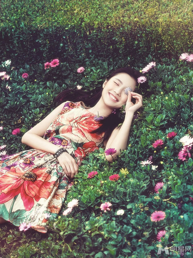 张慧雯花从写真曝光笑容甜美如花
