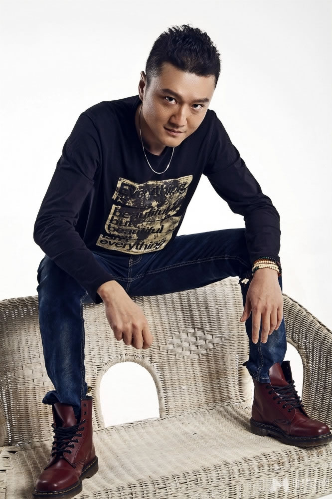 郭鹏型男写真百变造型魅力十足_图-1