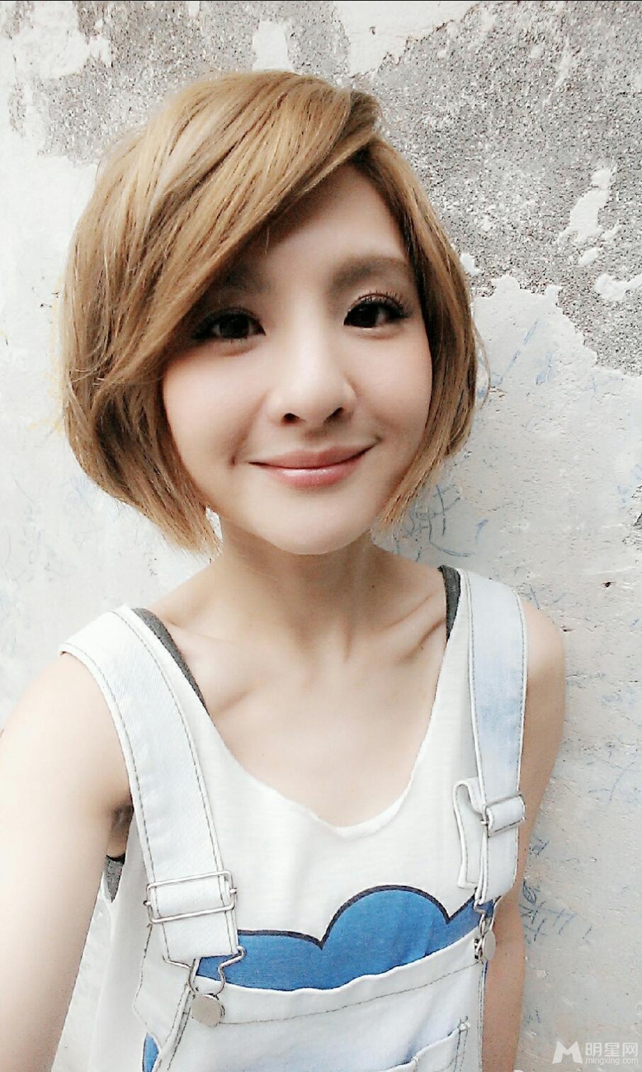 郭静新歌宣传写真曝光蝴蝶眼妆引人注目_图-4