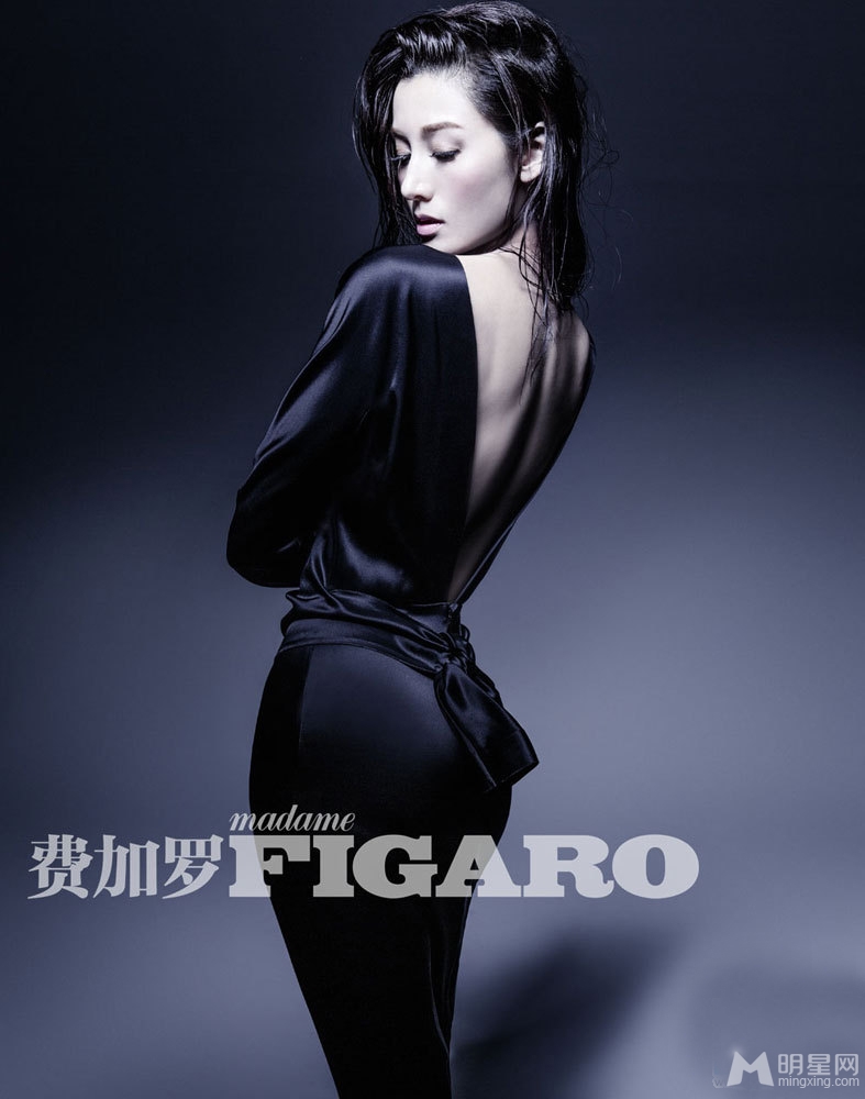 李嘉欣登费加罗封面性感红唇女人味十足_图-5