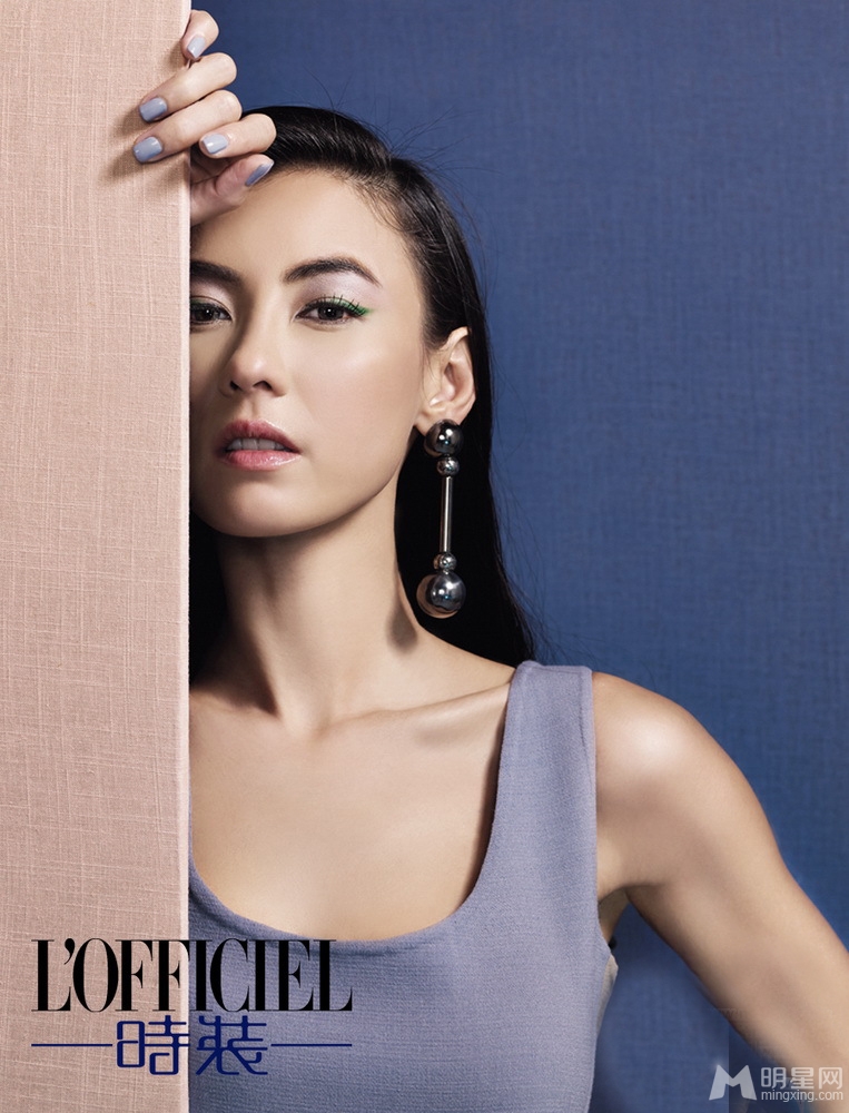 张柏芝登时装封面冷艳妆容女王范十足_图-3
