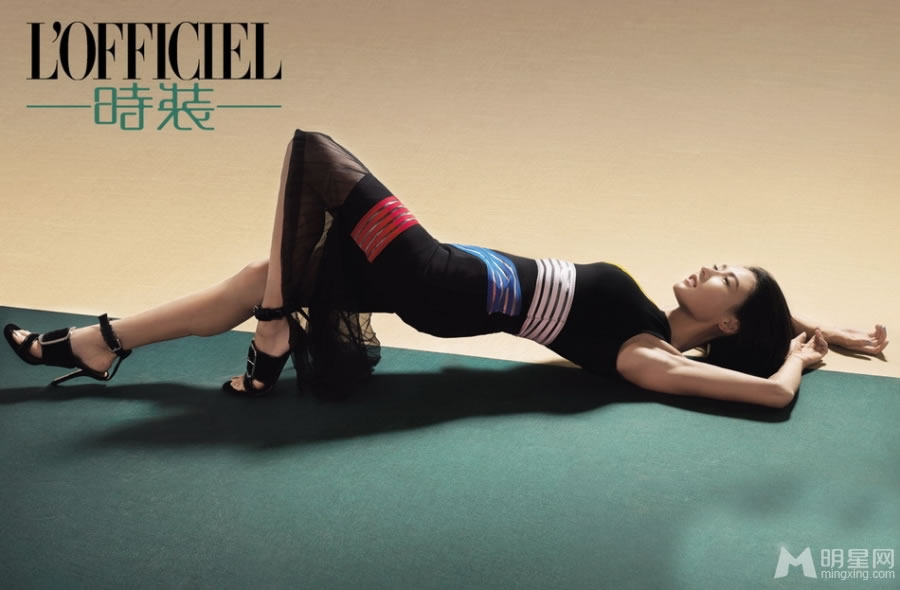 张柏芝登时装封面冷艳妆容女王范十足_图-1