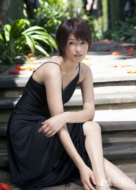 妖艳女王吉濑美智子海量高清美图_图-1