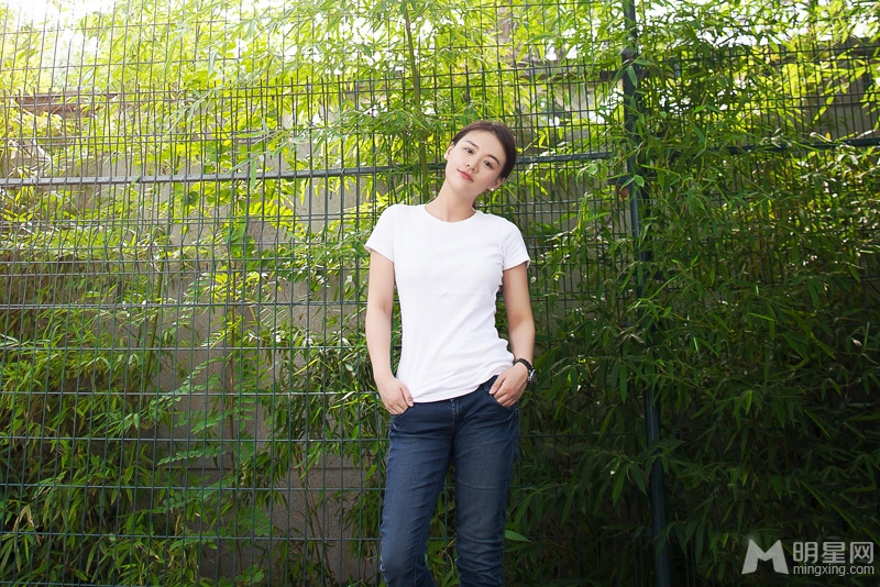 马思纯邻家女孩写真素颜出镜清纯可人_图-4