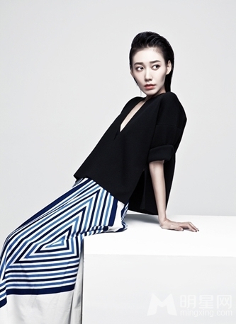 高露御姐写真彰显熟女魅力_图-7