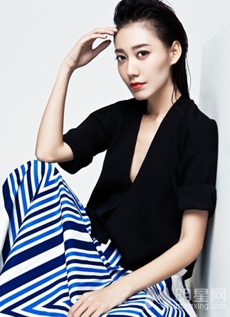 高露御姐写真彰显熟女魅力_图-5