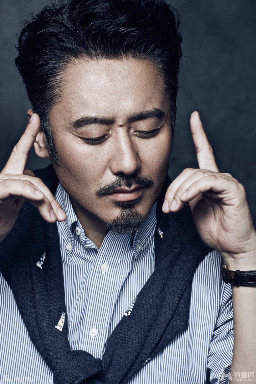 吴秀波型男写真大叔魅力无法挡_图-8