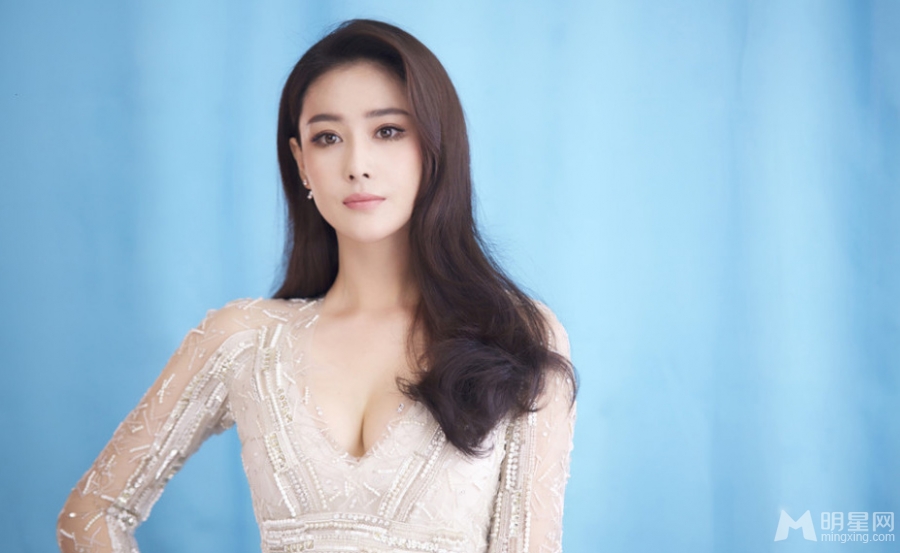 张馨予写真曝光性感身姿魅惑十足_图-5