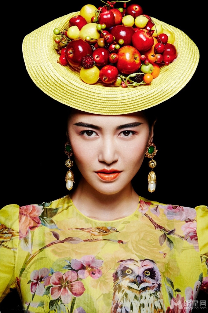 谭维维另类珠宝写真绚丽色彩极致美幻_图-8