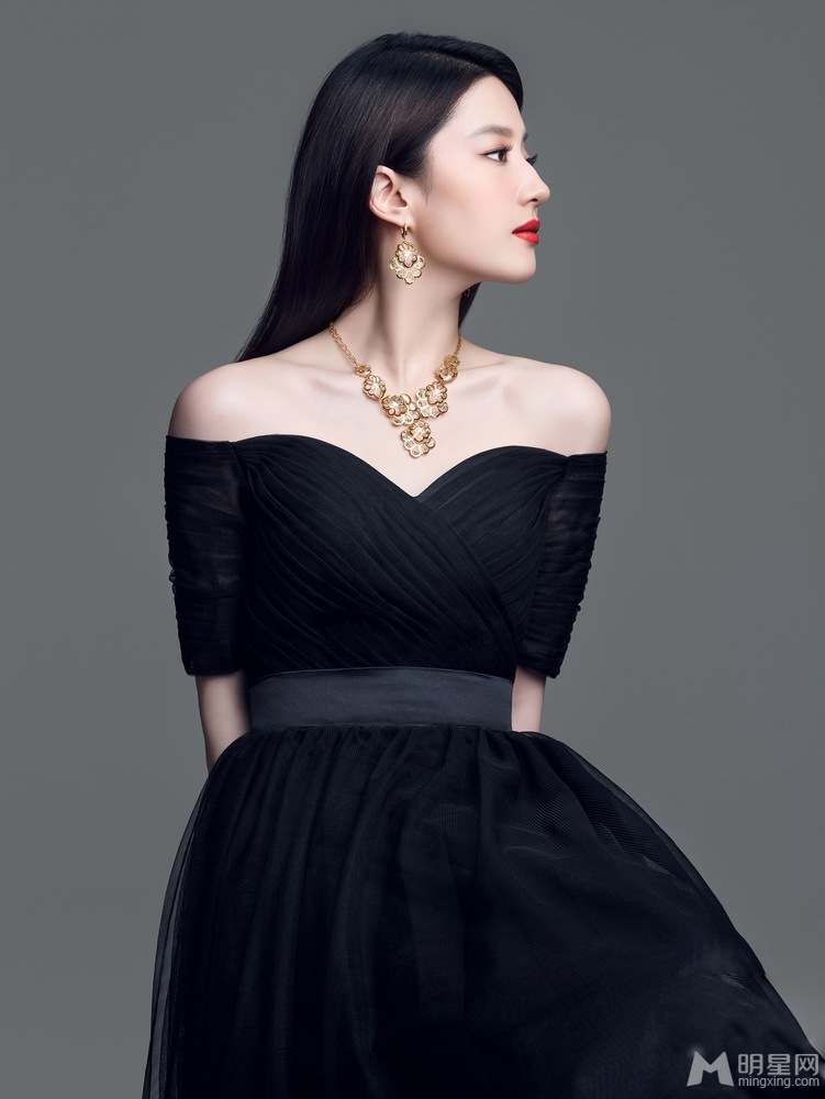 刘亦菲奢华珠宝写真透白肌肤衬华贵首饰_图-3