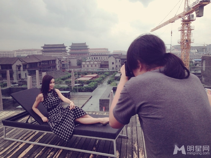 杨恭如受邀拍摄写真魅力迷倒摄影师_图-4