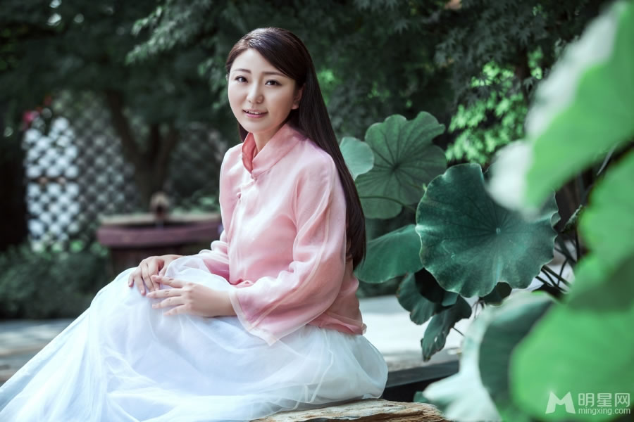 刘珂矣主题写真清纯靓丽获赞清水出芙蓉_图-1