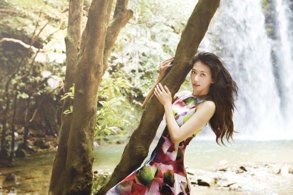 林志玲2015年年历写真化身林间仙子_图-4