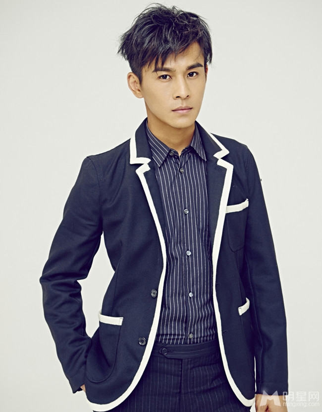 乔振宇最新型男写真冷魅眼神诠释霸道总裁_图-4