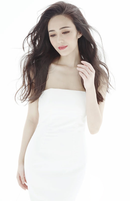 汤晶媚性感写真散发浪漫唯美气质_图-5