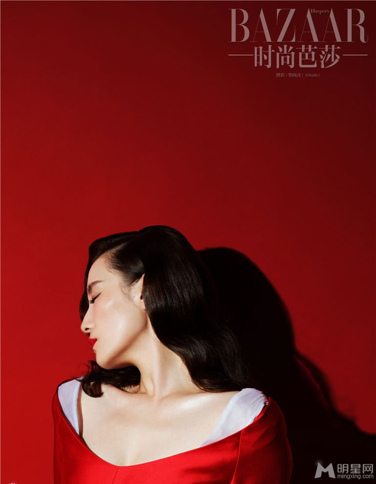 小宋佳时尚大片曝光女王范十足获赞_图-1