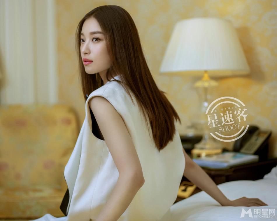 倪妮最新时尚写真冷艳妆容艳惊四座_图-8