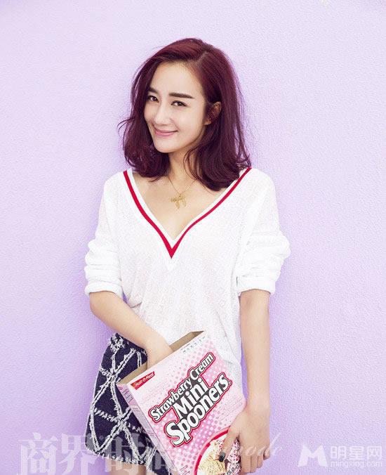 妲己李依晓最新写真整容后变锥子脸_图-3