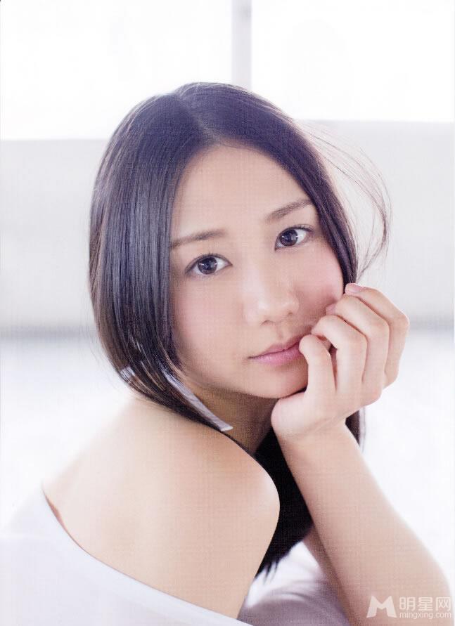 幼齿古畑奈和性感私房照白纱裹身诱惑至极_图-4