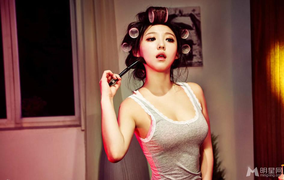 MissA成员Min性感火辣诱人写真_图-3