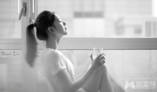 奶茶妹妹章泽天绝美气质写真清新干净_图-5