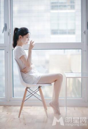 奶茶妹妹章泽天绝美气质写真清新干净_图-4