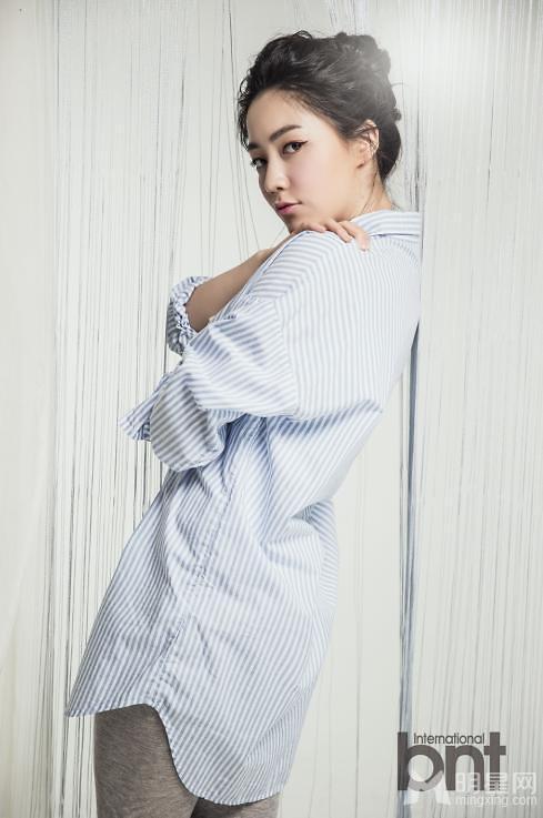 T-ARA前成员和荣性感唯美写真_图-2