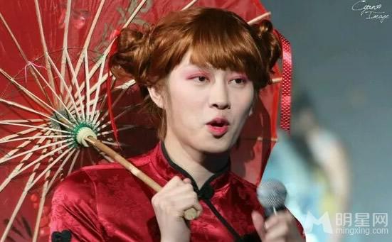 SJ金希澈男扮女装娇媚引粉丝尖叫_图-6