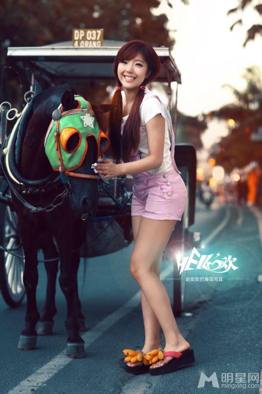 百变宅男女神赵奕欢巴厘岛性感写真全集_图-21