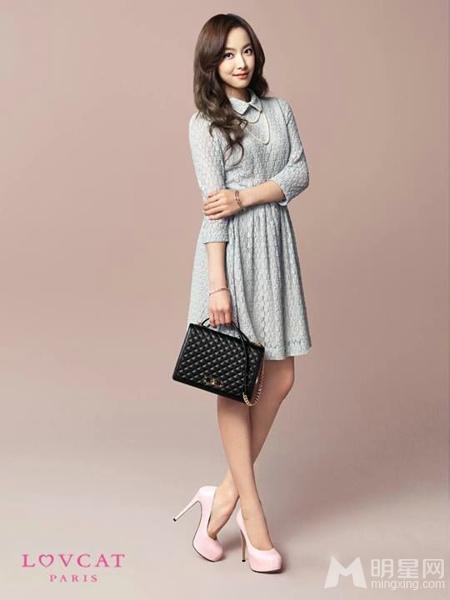 F（X）宋茜代言lovcat品牌包包写真_图-7
