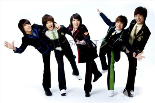FTIsland&YounhaSmart早期校服写真青春可爱有活力_图-9