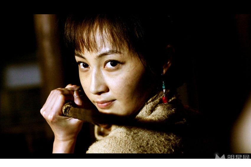 姚笛帅气写真马靴英气逼人_图-5