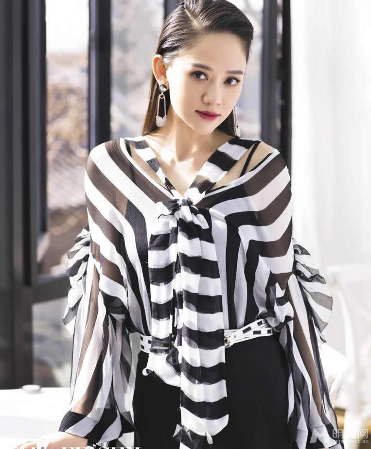 陈乔恩最新时尚大片写真演绎干练熟女_图-8