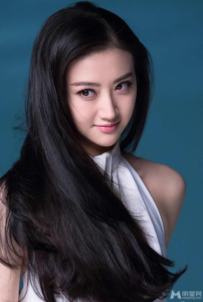 景甜跻身国际知名品牌代言担任《长城》女主角晋升“谋女郎”_图-4