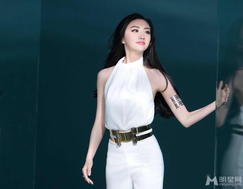 景甜跻身国际知名品牌代言担任《长城》女主角晋升“谋女郎”_图-2