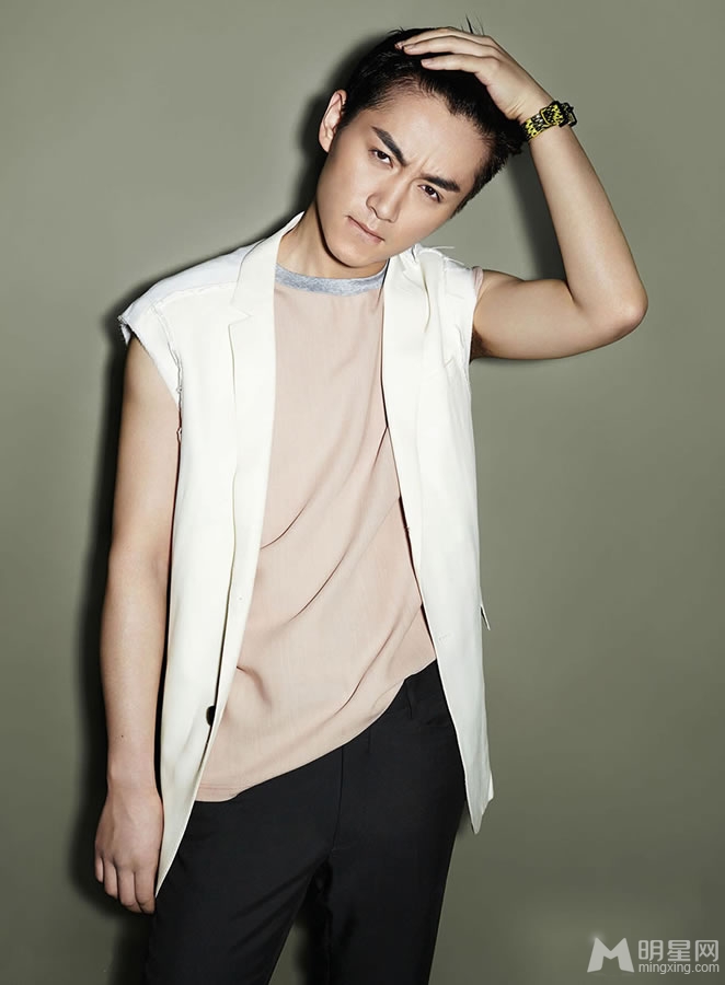 陈晓《vogue》时尚大片奶油小生转型男_图-5