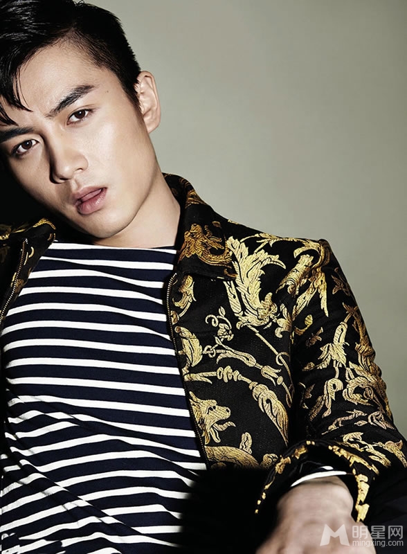 陈晓《vogue》时尚大片奶油小生转型男_图-1