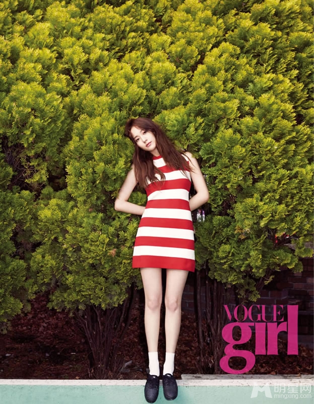 f(x)Krystal春日写真散发少女婀娜魅力_图-3